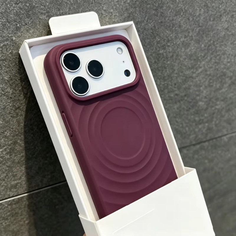 Water Ripple Liquid Silicone F - огляд і ціна Liquid Silicone Magnetic Phone Case